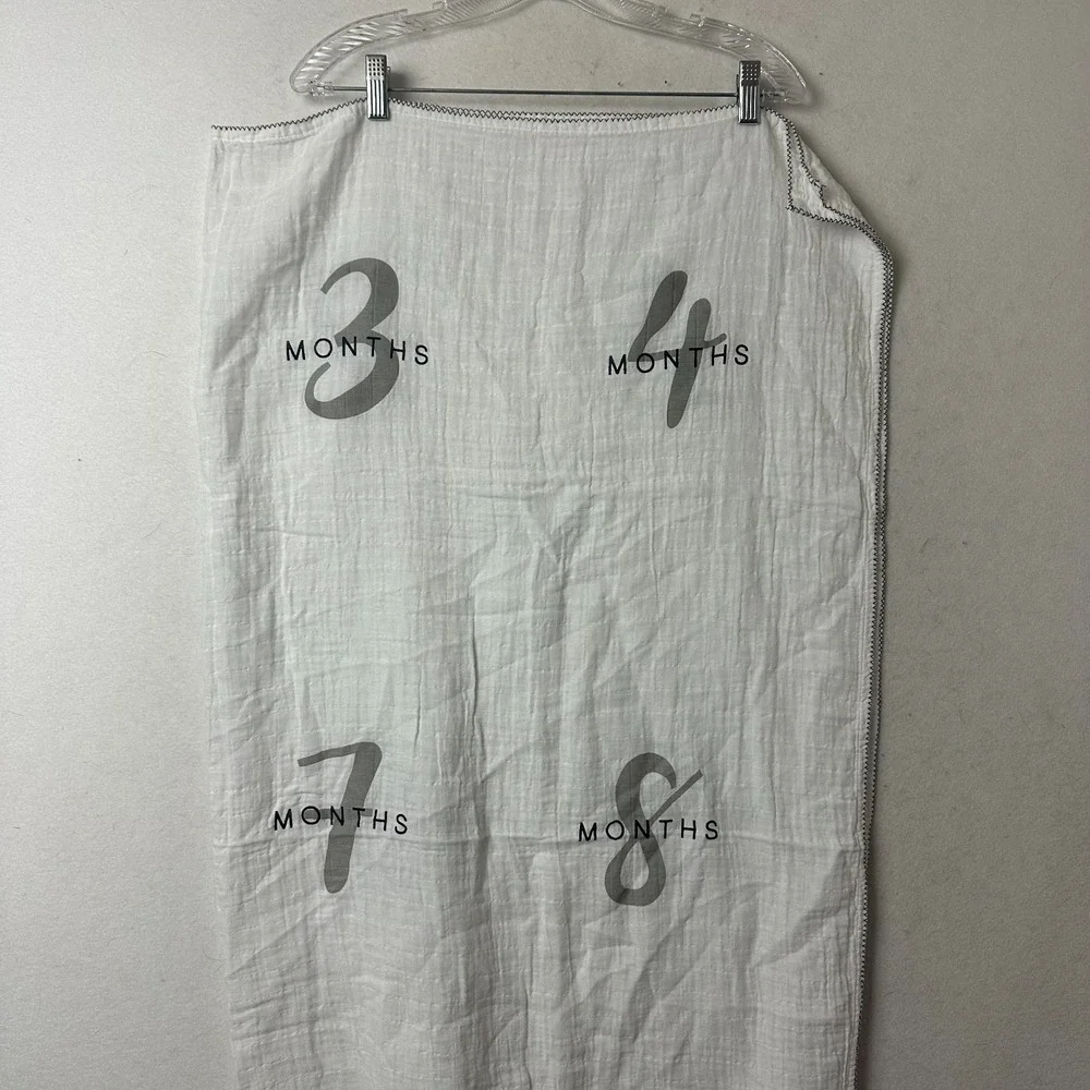 Pottery Barn Modern‎ Baby Kids Organic Cotton Muslin Milestone Blanket 47x47